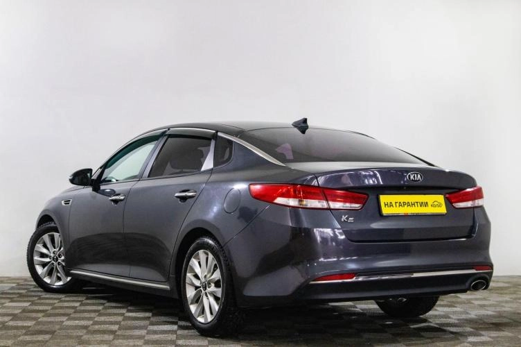 KIA K5 6 из 6