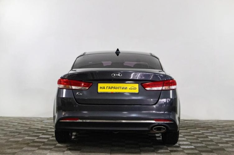 KIA K5 5 из 6