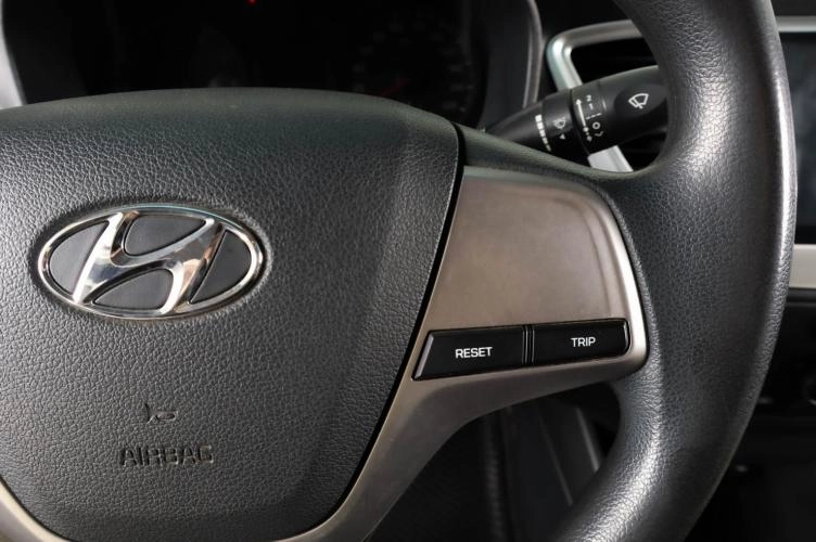 Hyundai Solaris 16 из 21