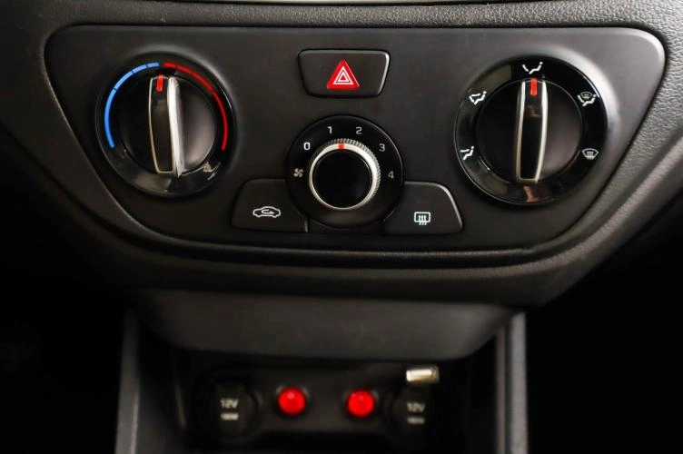 Hyundai Solaris 18 из 21