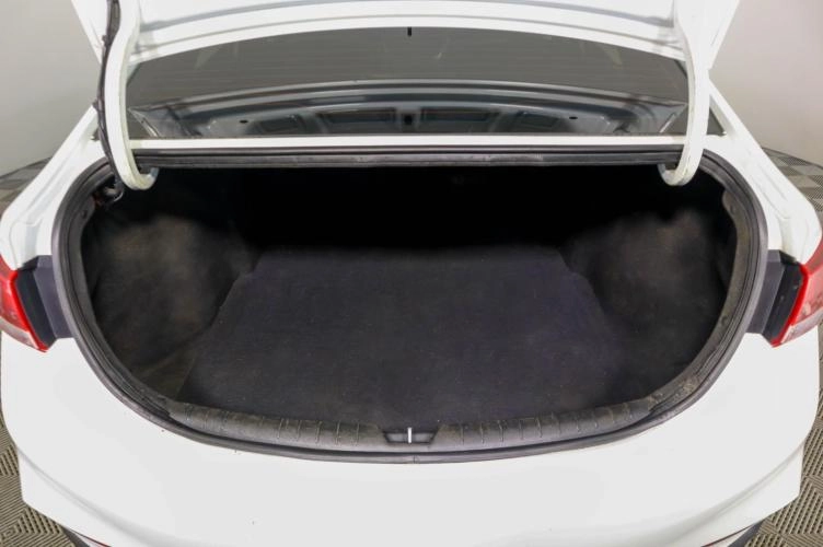 Hyundai Solaris 7 из 21