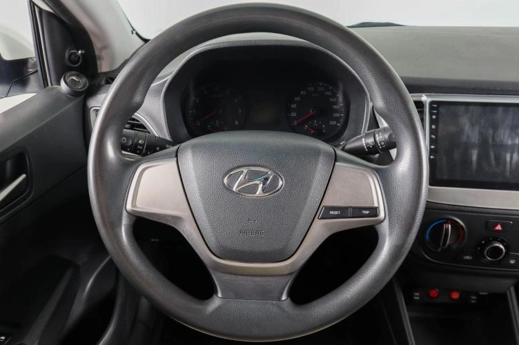 Hyundai Solaris 15 из 21