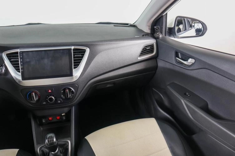 Hyundai Solaris 14 из 21