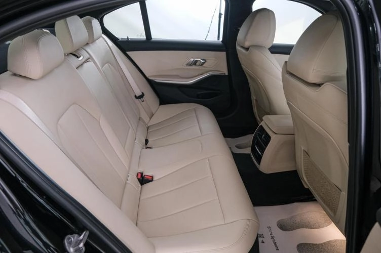 BMW 3 серия 24 из 25