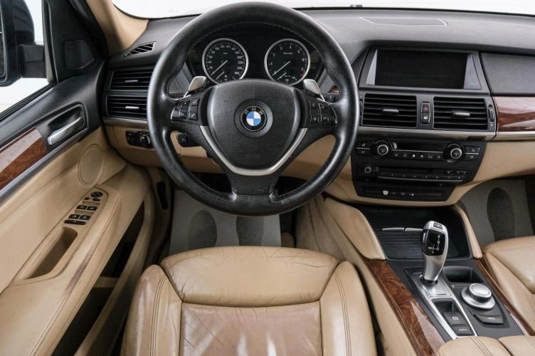 BMW X6 14 из 24