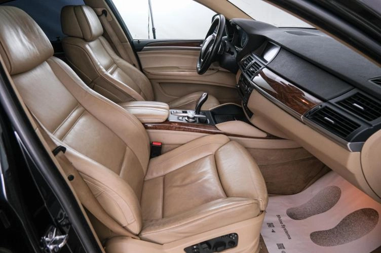 BMW X6 13 из 24