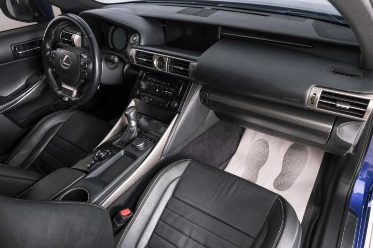 Lexus IS 12 из 24