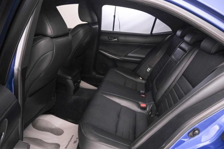Lexus IS 22 из 24