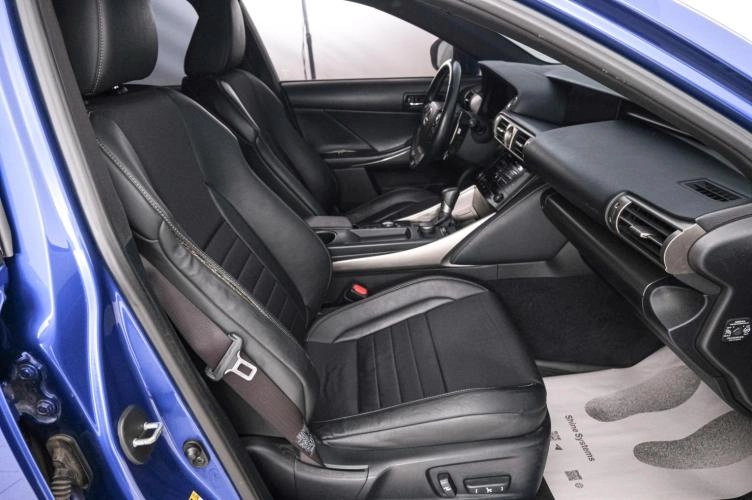 Lexus IS 13 из 24