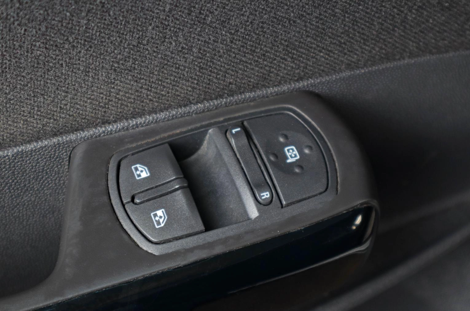 Opel Corsa 17 из 17