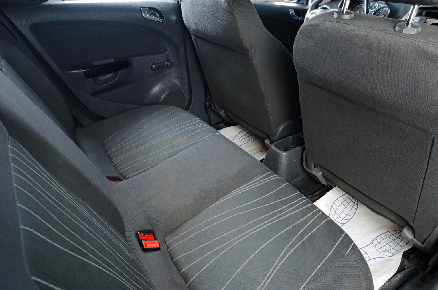 Opel Corsa 9 из 17