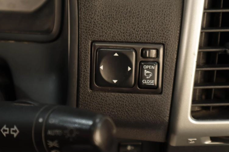 Nissan Wingroad 10 из 20