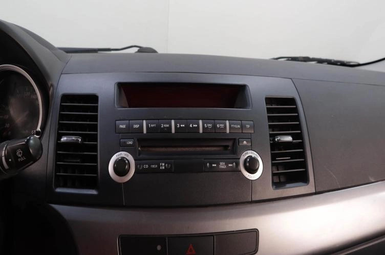 Mitsubishi Lancer 9 из 16