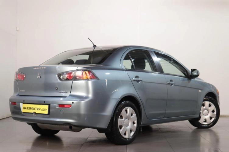 Mitsubishi Lancer 4 из 6
