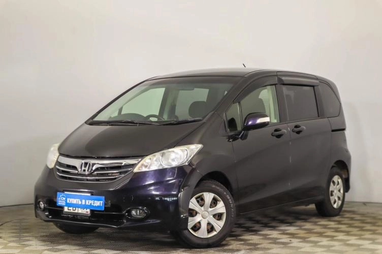 Honda Freed 3 из 6