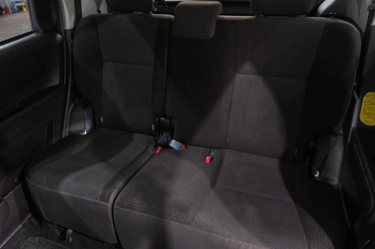 Toyota Spade 30 из 31