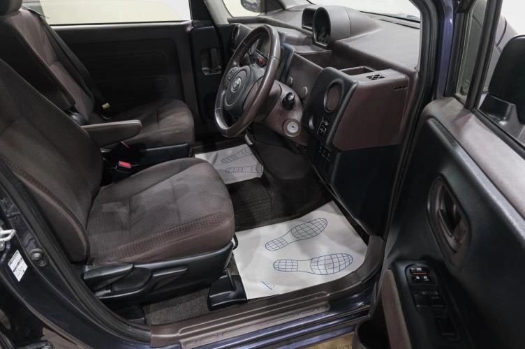 Toyota Spade 12 из 31