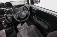 Toyota Spade 17 из 31