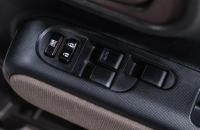 Toyota Spade 28 из 31