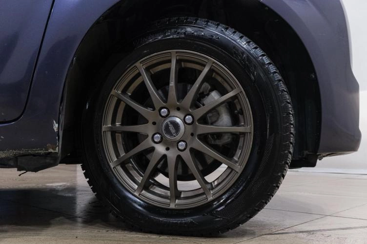 Toyota Spade 11 из 31