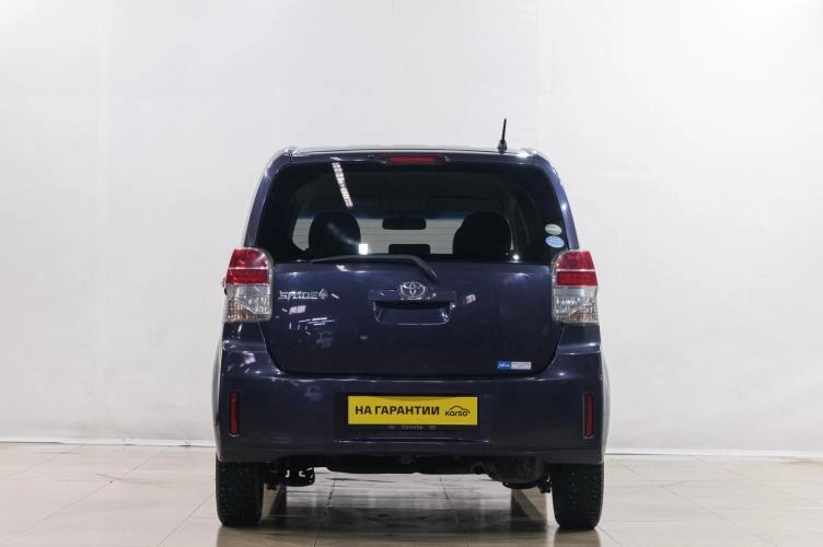 Toyota Spade 5 из 6