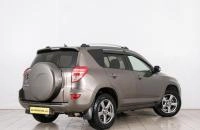 Toyota RAV4 6 из 24