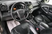 Toyota RAV4 8 из 24