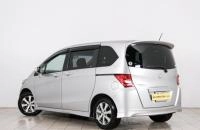 Honda Freed 4 из 21