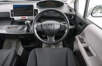 Honda Freed 14 из 21