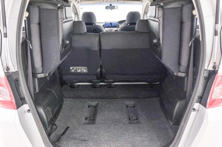 Honda Freed 21 из 21