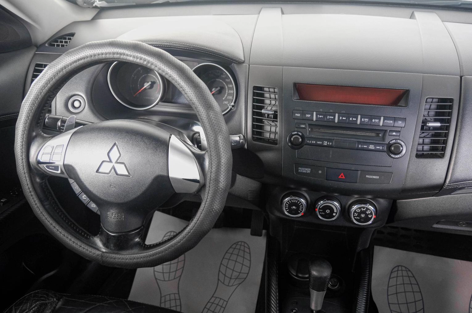 Mitsubishi Outlander 12 из 24