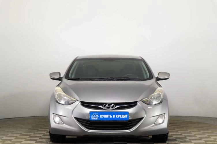 Hyundai Elantra 2 из 6
