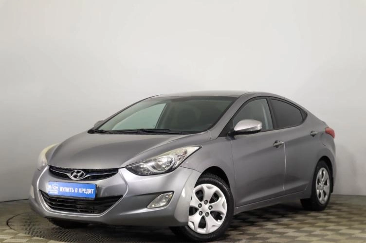 Hyundai Elantra 3 из 6