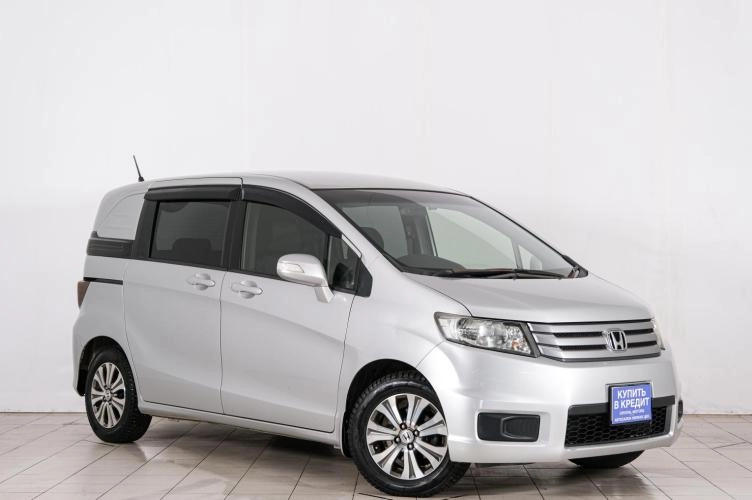 Honda Freed 1 из 6