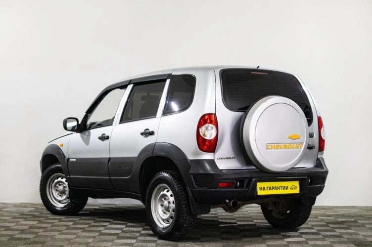 Chevrolet Niva 6 из 6