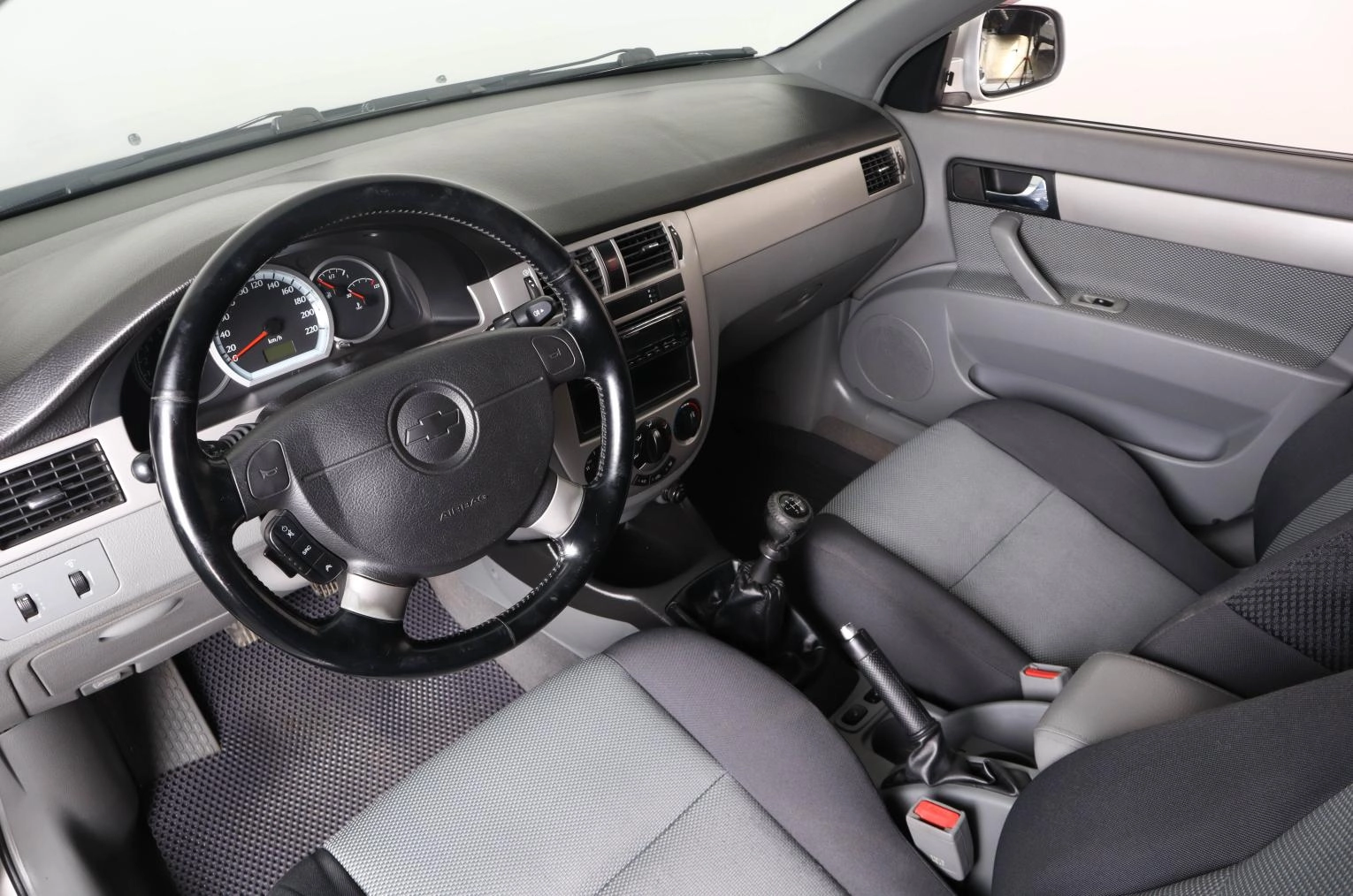 Chevrolet Lacetti 8 из 21