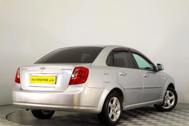 Chevrolet Lacetti 4 из 6