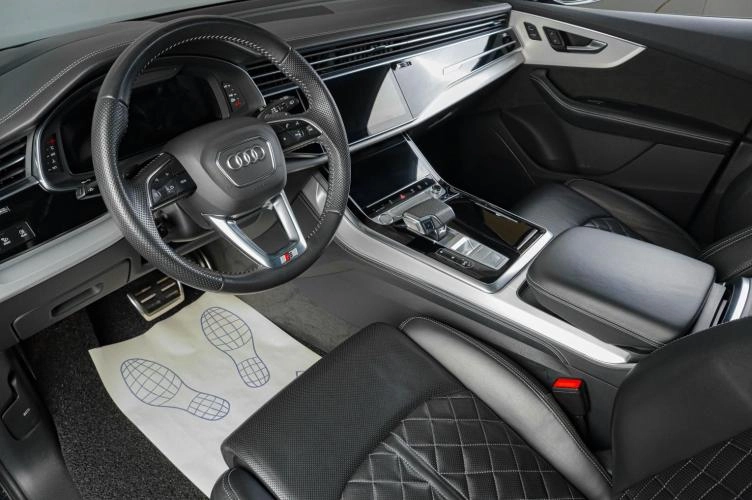 Audi Q7 7 из 25