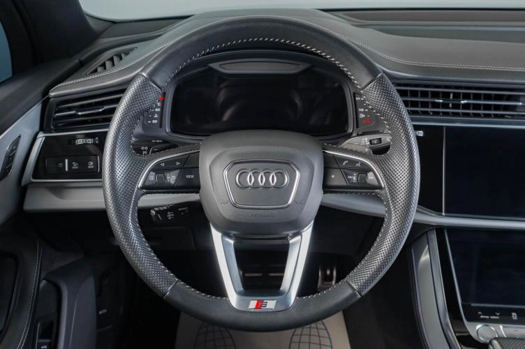 Audi Q7 13 из 25