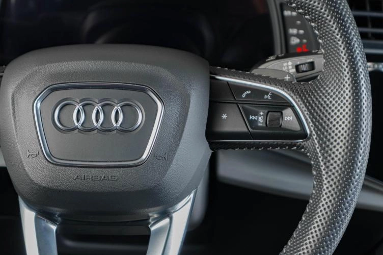 Audi Q7 15 из 25