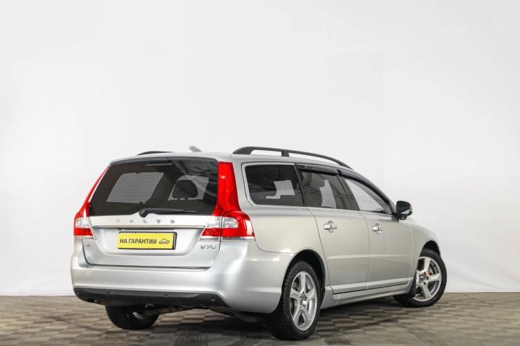Volvo V70 6 из 6
