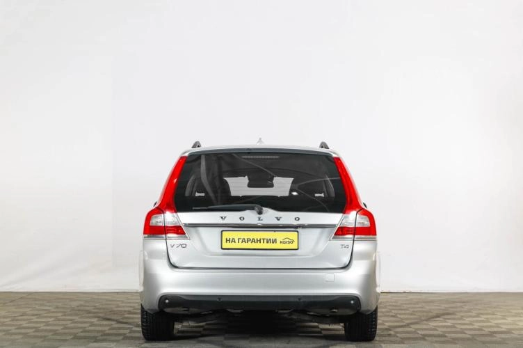 Volvo V70 5 из 6