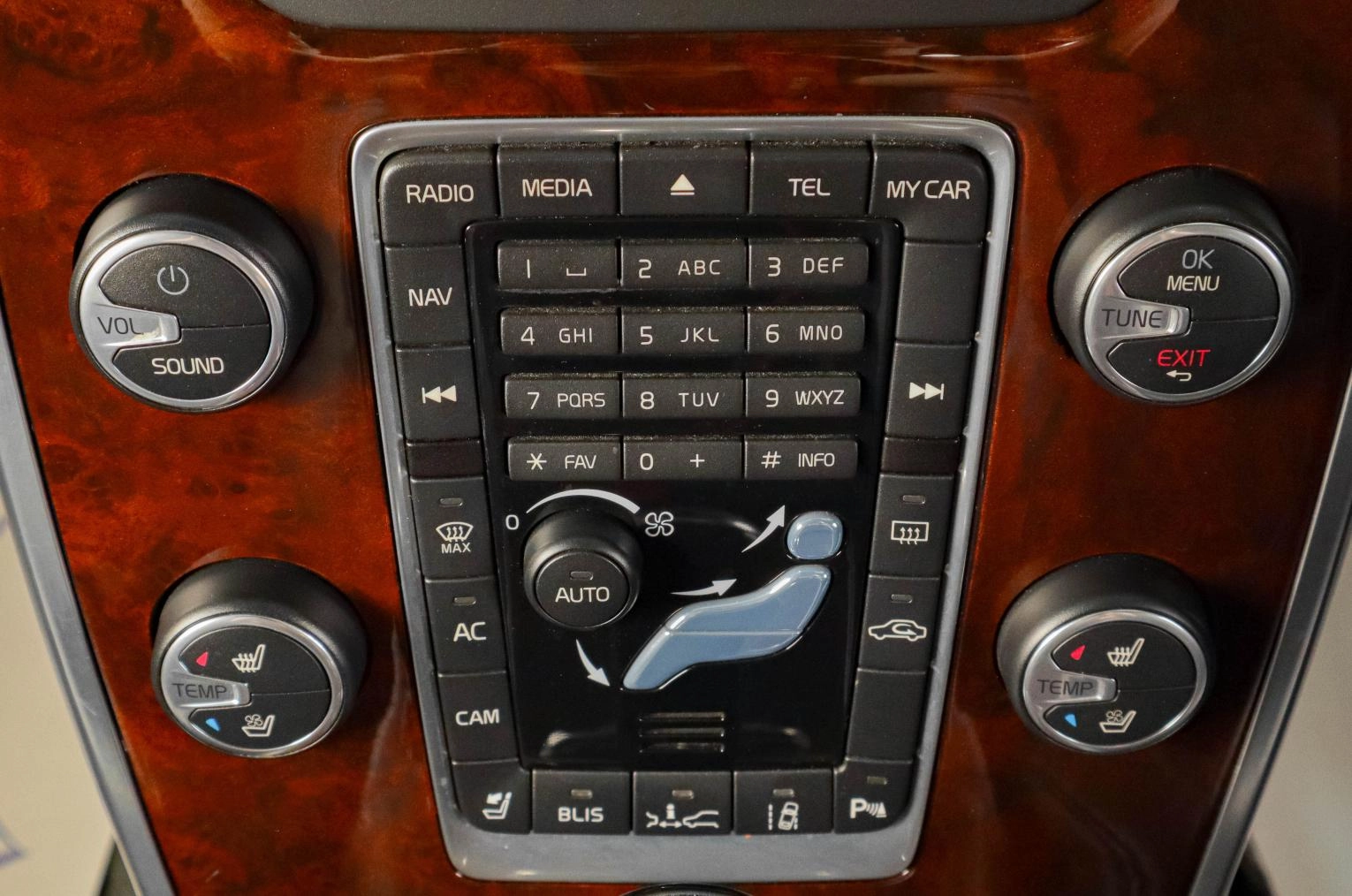 Volvo V70 17 из 20