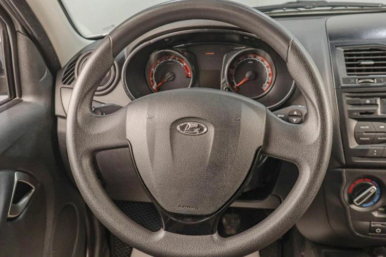 ВАЗ (LADA) Granta 9 из 19
