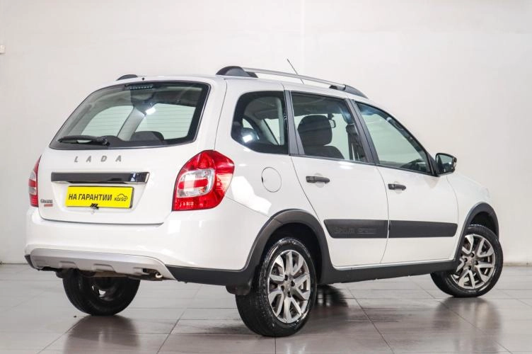 ВАЗ (LADA) Granta 4 из 19