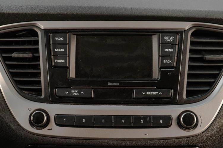 Hyundai Solaris 13 из 17