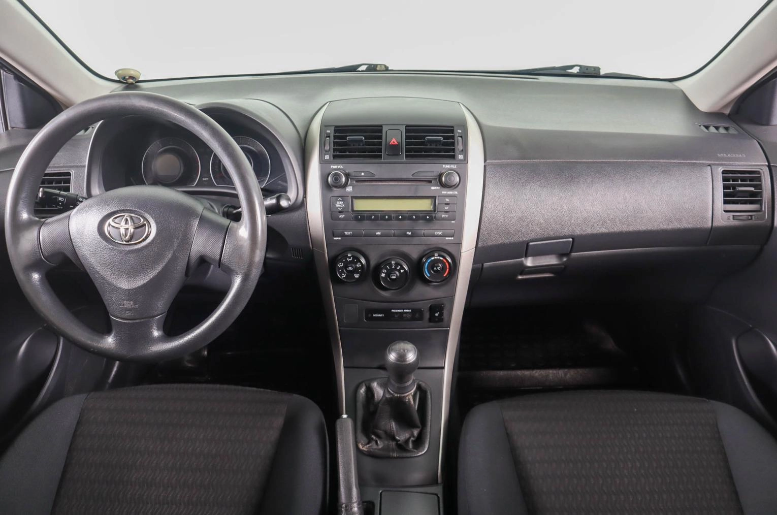 Toyota Corolla 13 из 20