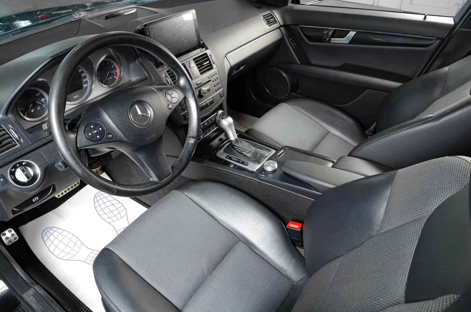Mercedes-Benz C-класс 7 из 18