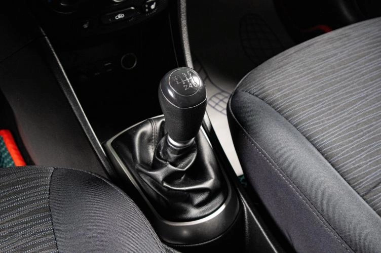 Hyundai Solaris 14 из 16