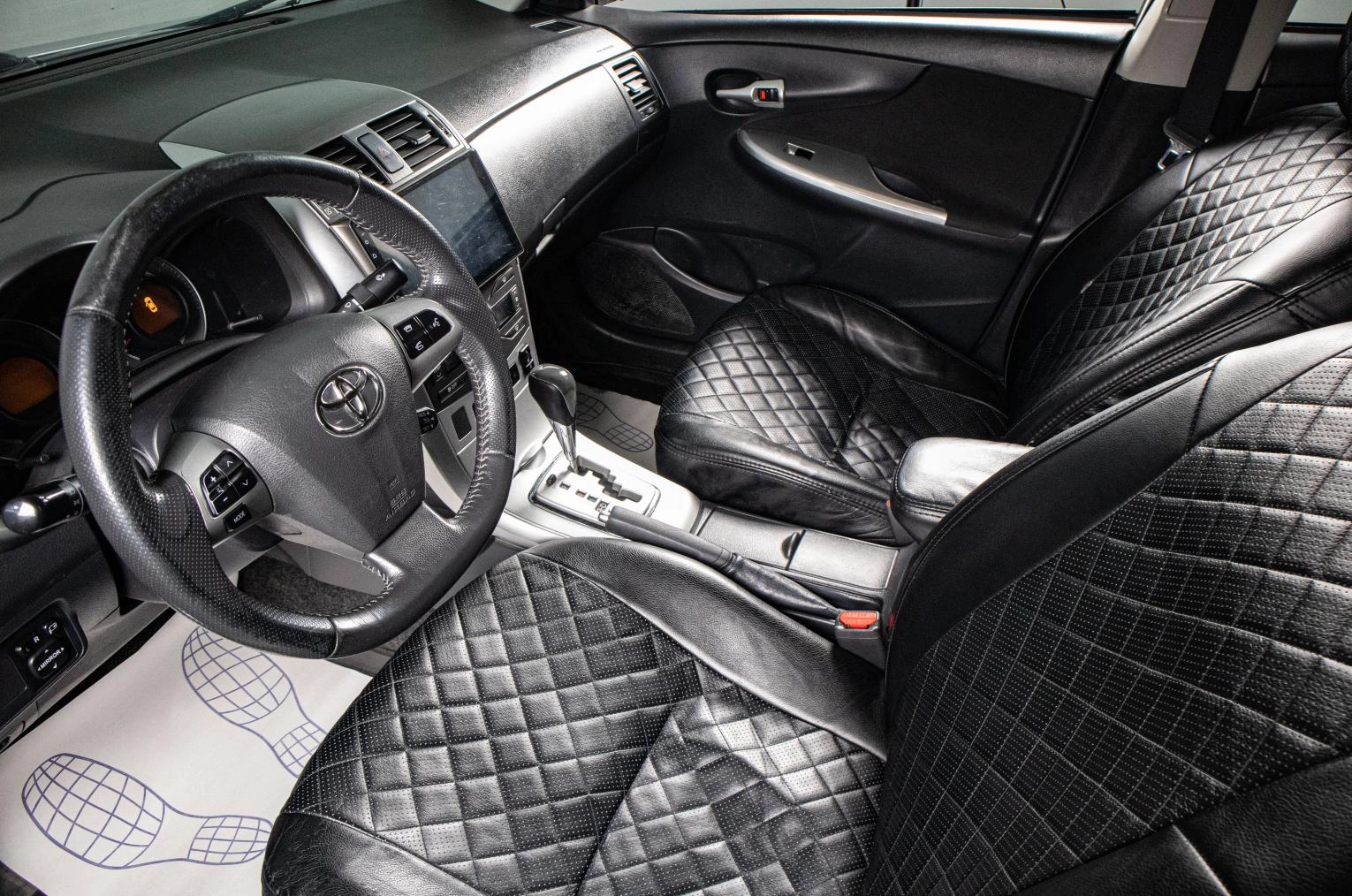 Toyota Corolla 8 из 16